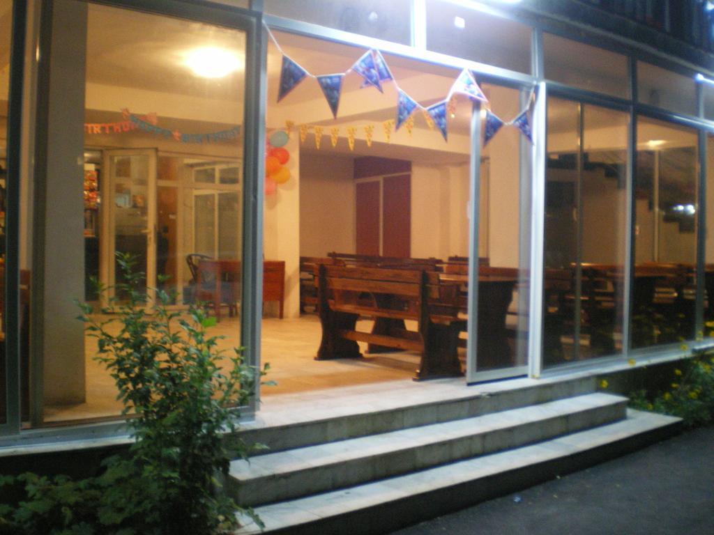 Hotel Maria Kiten  Bagian luar foto